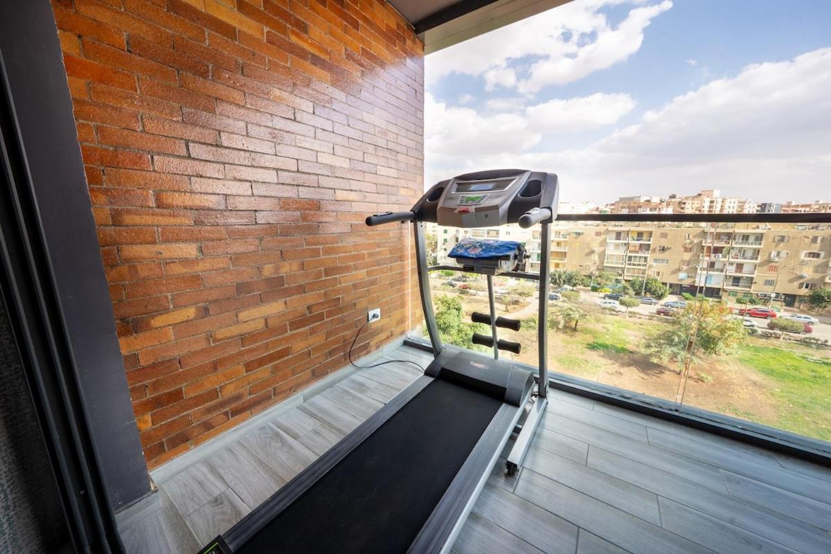 Sheraton Tower Apartment
